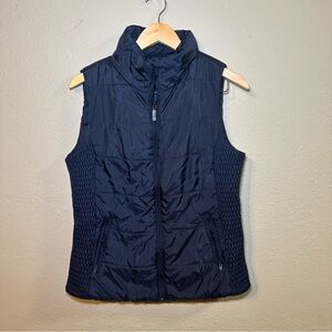 Liz Claiborne Women’s Black Vest Size M 100% Polyester Front Zip Pockets Quilted